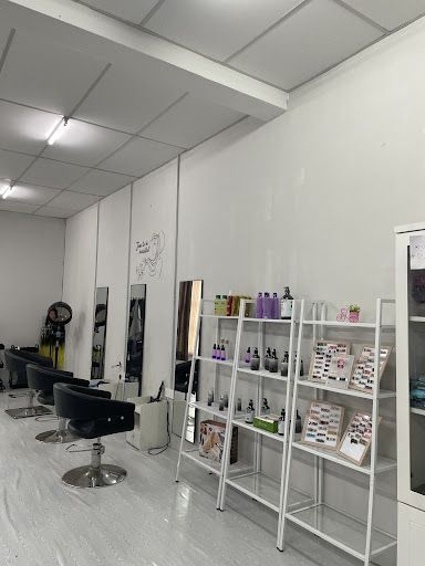 L Bellissimo Spa&Saloon