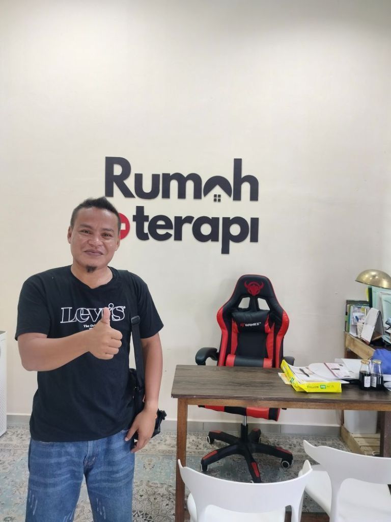 Rawatan saraf , urut , Bekam Dan fasdhu (Rumah Terapi)